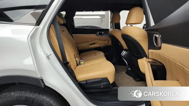 Kia Sorento 4th Generation 2023 Белый из Кореи, фото 3