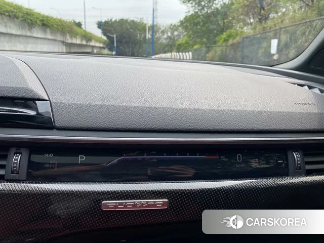 Audi S4 2023 Красный из Китая, фото 3