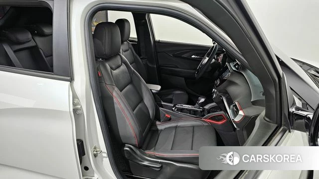 Chevrolet (GM Daewoo) Trailblazer 2022 Белый из Кореи, фото 3