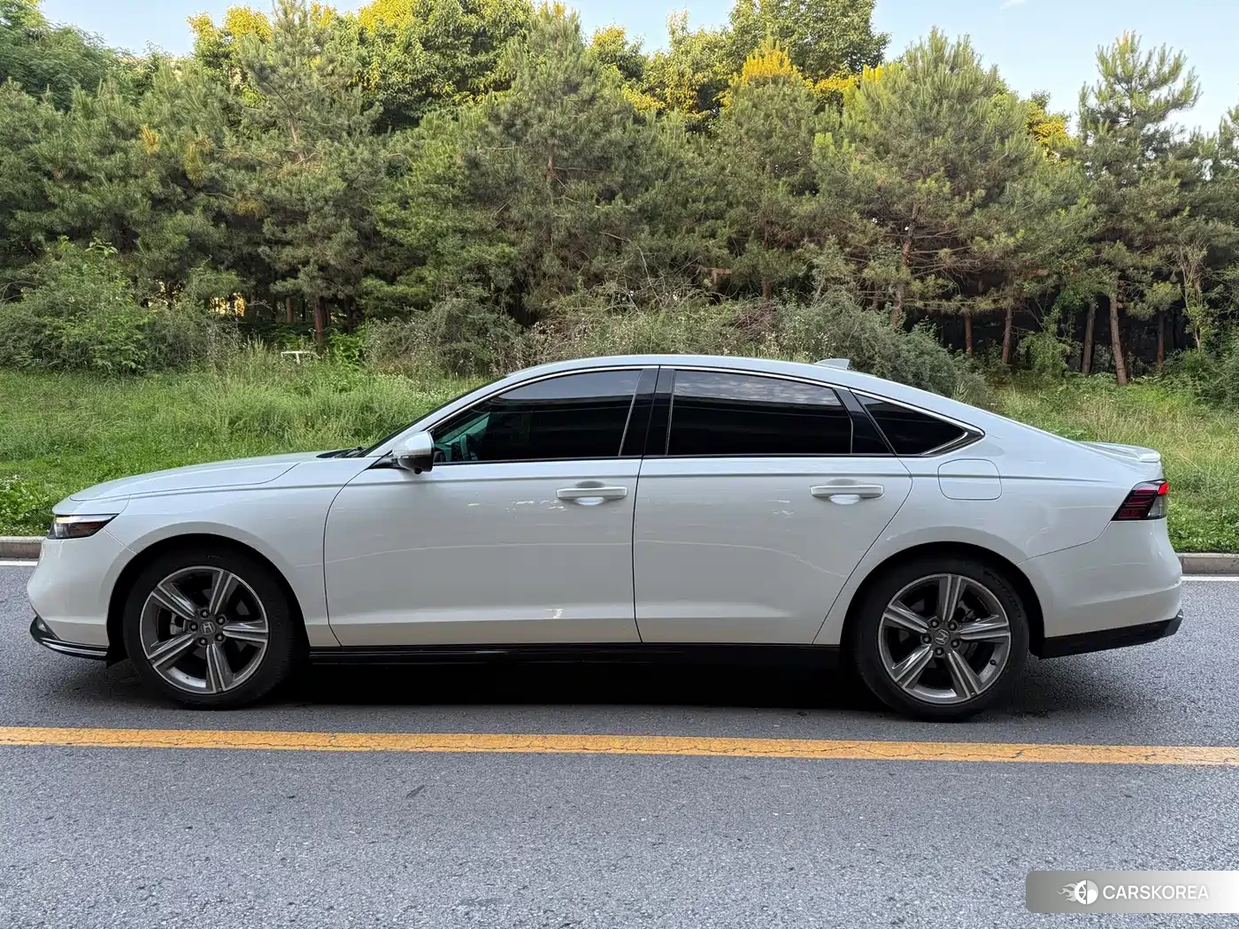 Honda Accord 2023 Белый из Китая, фото 3