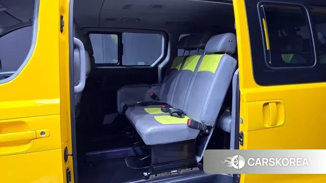 Hyundai The New Grand Starex 2018 Желтый из Кореи, фото 3