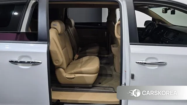 Kia The New Carnival 2020 Белый из Кореи, фото 3