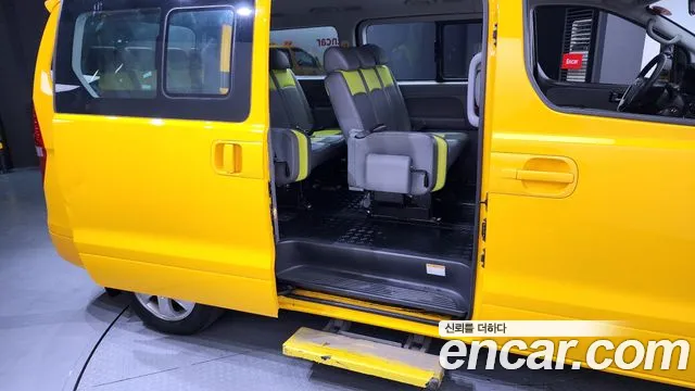 Hyundai The New Grand Starex 2019 Желтый из Кореи, фото 3