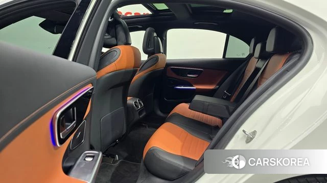 Mercedes-Benz C-Class W206 2023 Белый из Кореи, фото 3