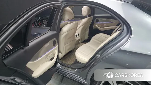Mercedes-Benz E-Class W213 2019 Серый из Кореи, фото 3