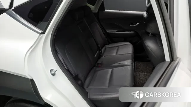 Hyundai Kona Hybrid (SX2) 2023 Белый из Кореи, фото 3