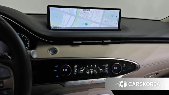 Genesis GV70 2021 Белый из Кореи, фото 3