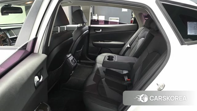 Kia K5 second generation 2018 Белый из Кореи, фото 3