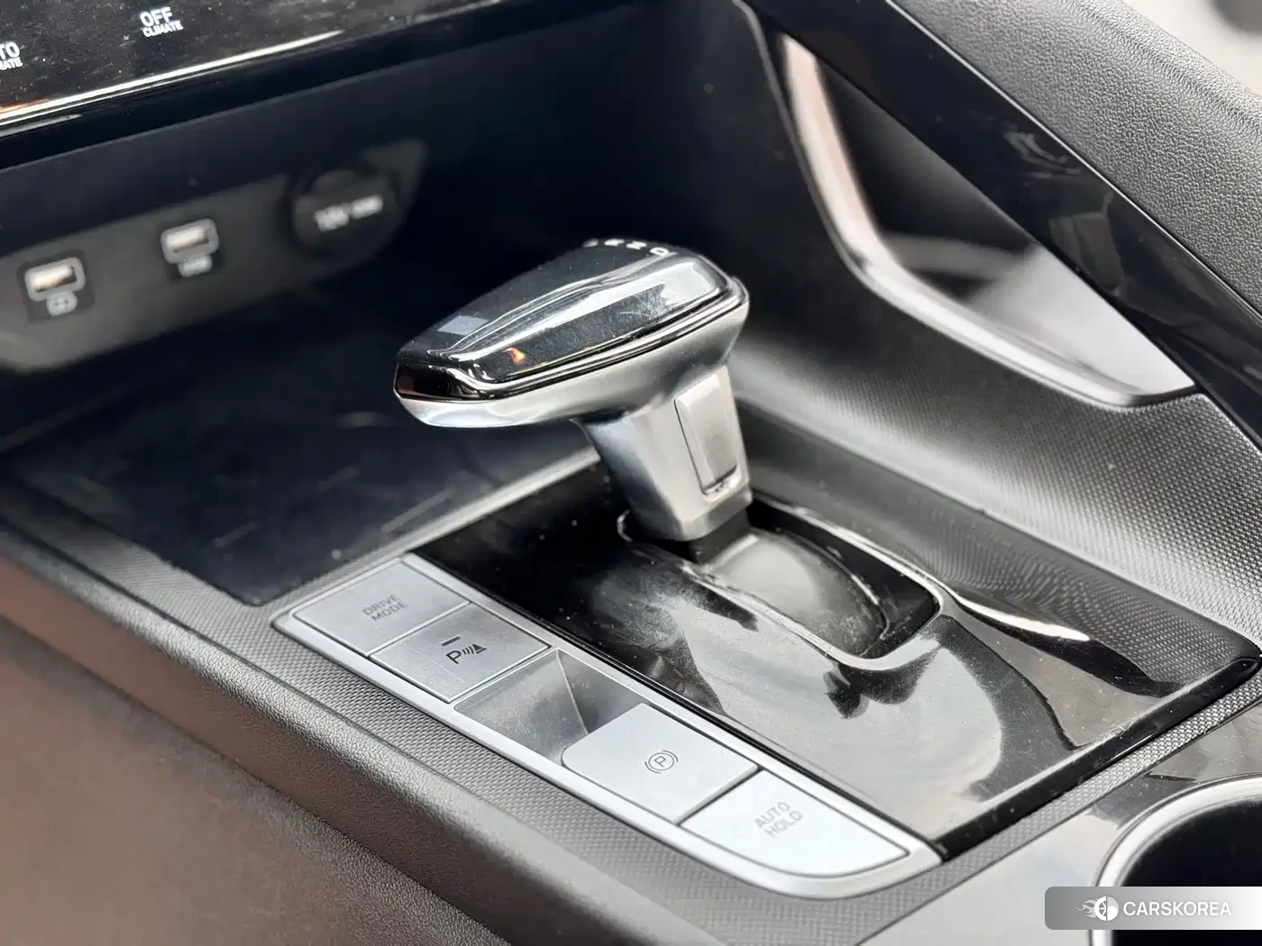 Hyundai Elantra 2023 Белый из Китая, фото 3