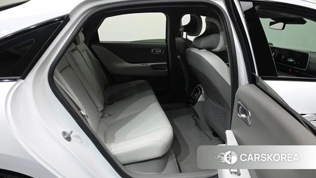 Hyundai Ionic 6 2022 Белый из Кореи, фото 3