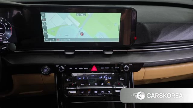 Kia Carnival 4th generation 2021 Серебряный из Кореи, фото 3