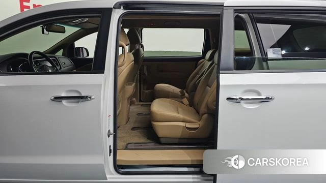 Kia The New Carnival 2019 Белый из Кореи, фото 3