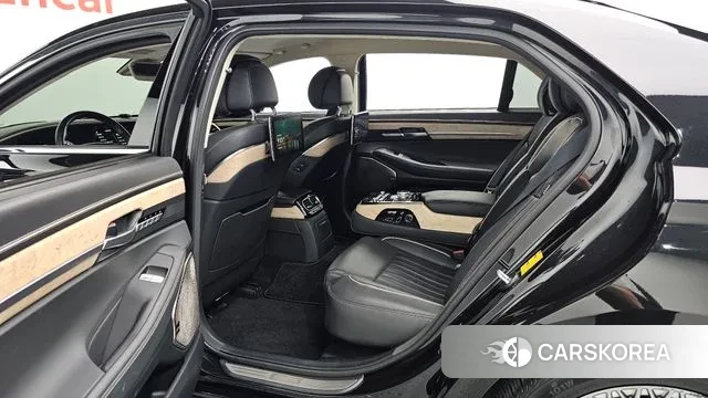 Genesis G90 2018 Черный из Кореи, фото 3