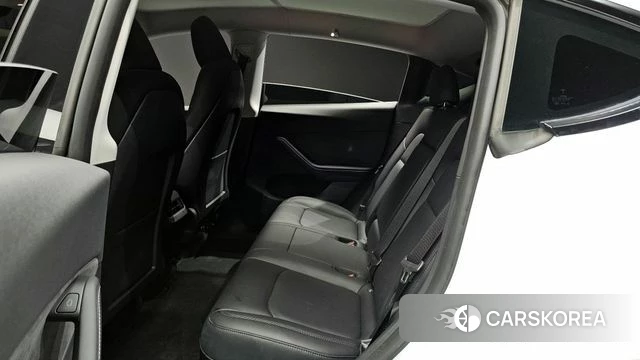 Tesla Model Y 2024 Белый из Кореи, фото 3