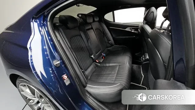 Genesis G70 2018 Синий из Кореи, фото 3