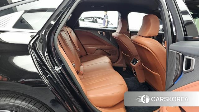 Kia The New K8 Hybrid 2026 Черный из Кореи, фото 3