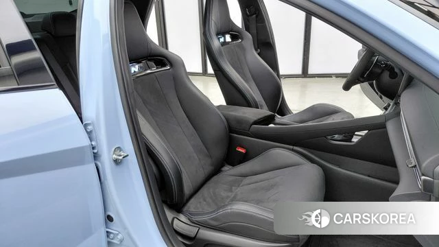 Hyundai The New Avante (CN7) 2023 Небесно-голубой из Кореи, фото 3