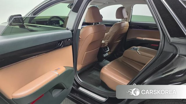 Hyundai Grandeur Hybrid (GN7) 2023 Черный из Кореи, фото 3