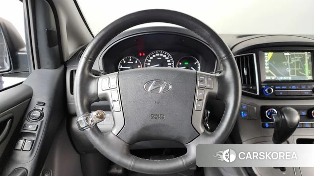 Hyundai The New Grand Starex 2018 Серебристо-серый из Кореи, фото 3