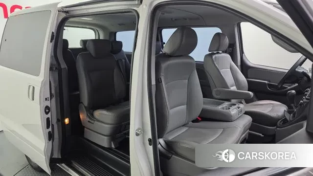 Hyundai The New Grand Starex 2019 Белый из Кореи, фото 3