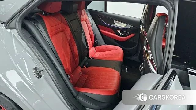 Mercedes-Benz AMG GT 2023 Серебристо-серый из Кореи, фото 3