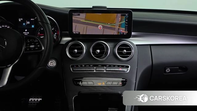 Mercedes-Benz C-Class W205 2019 Белый из Кореи, фото 3