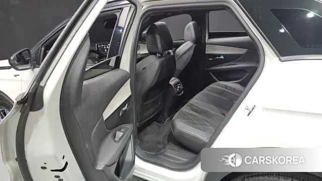 Peugeot 3008 second generation 2019 Белый из Кореи, фото 3