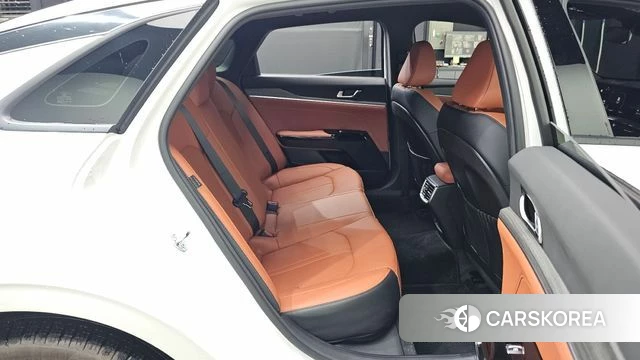 Kia The New K5 3rd generation 2025 Белый из Кореи, фото 3