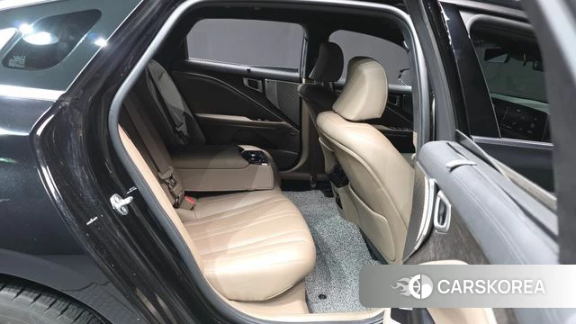 Kia K8 Hybrid 2023 Черный из Кореи, фото 3
