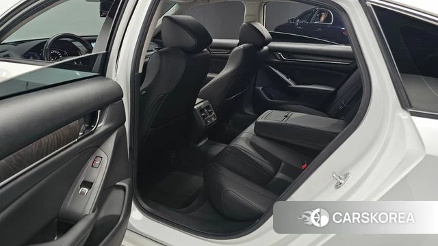 Honda Accord 10th Generation 2022 Белый из Кореи, фото 3
