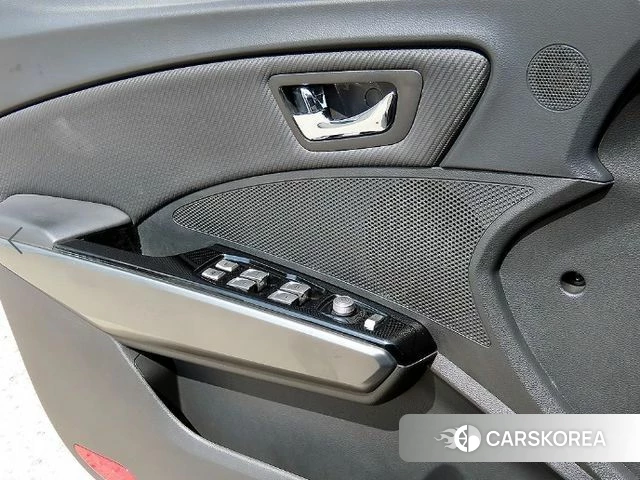 Ssangyong Tivoli Armor 2019 Серый из Кореи, фото 3