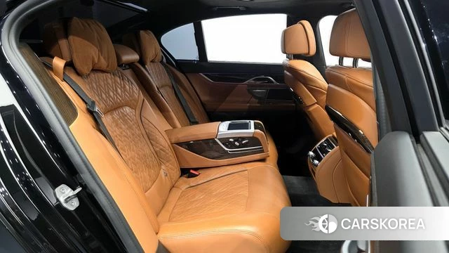 BMW 7 Series (G11) 2022 Черный из Кореи, фото 3