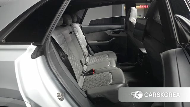 Audi Q8 (4M) 2021 Белый из Кореи, фото 3