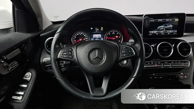 Mercedes-Benz C-Class W205 2018 Белый из Кореи, фото 3