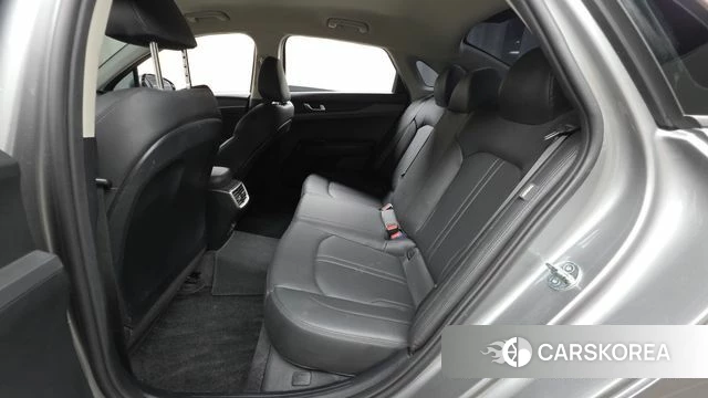 Kia K5 3rd generation 2022 Серебристо-серый из Кореи, фото 3