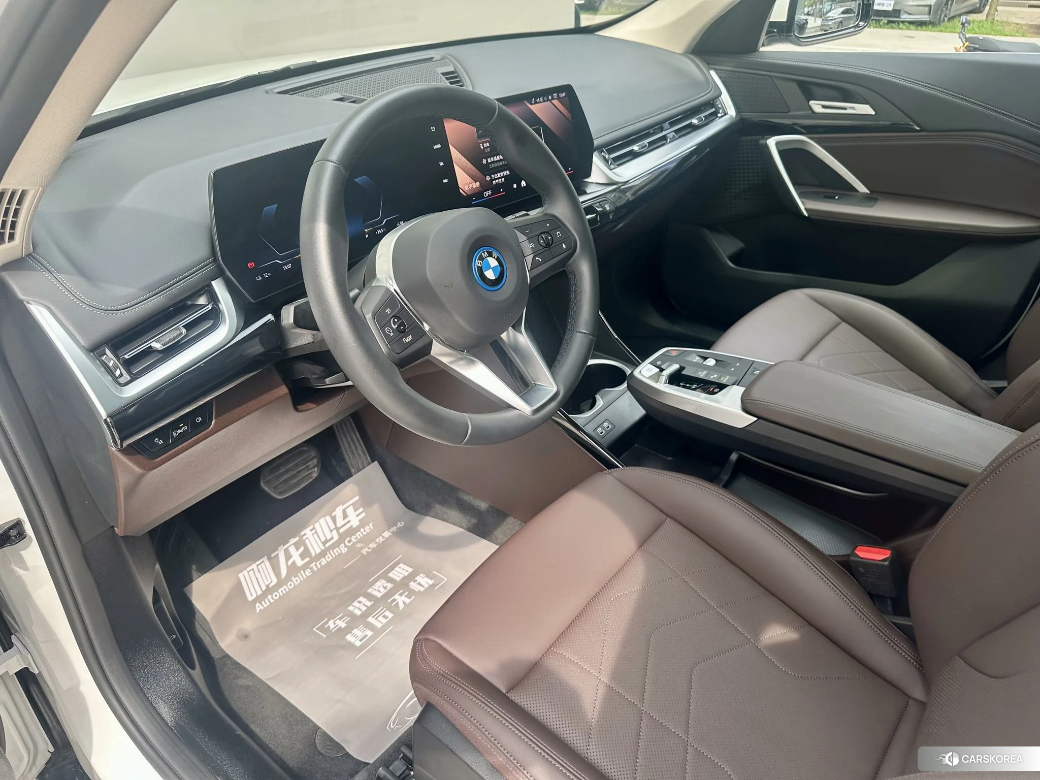 BMW iX1 2023 Белый из Китая, фото 3