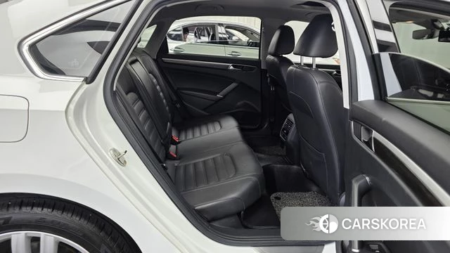 Volkswagen The New Passat 2018 Белый из Кореи, фото 3