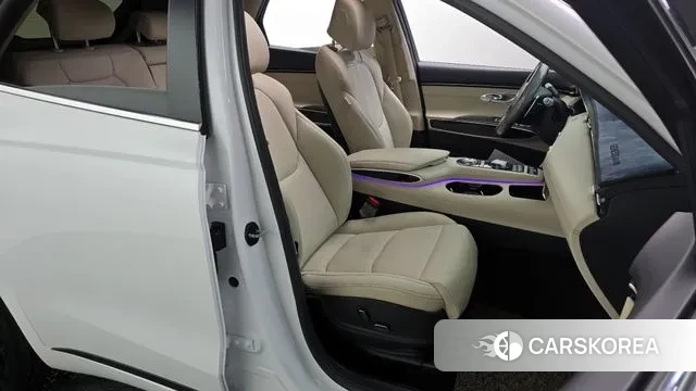 Genesis GV70 2021 Белый из Кореи, фото 3