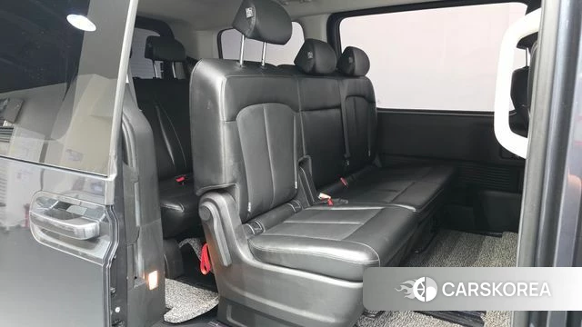 Hyundai Staria 2021 Серый из Кореи, фото 3