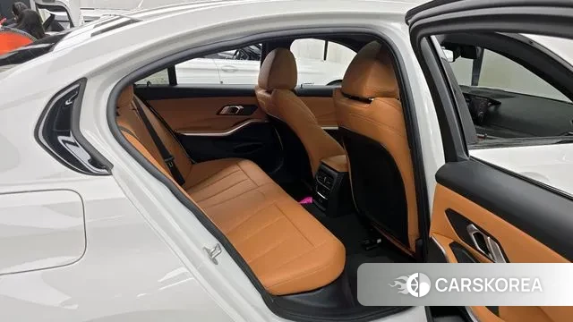 BMW 3 Series (G20) 2024 Белый из Кореи, фото 3