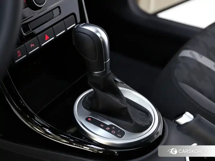 Volkswagen Beetle 2020 Белый из Китая, фото 3