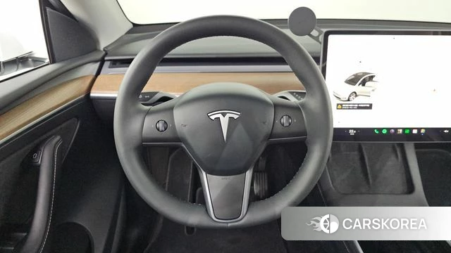 Tesla Model Y 2024 Белый из Кореи, фото 3