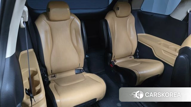 Kia Carnival 4th generation 2022 Белый из Кореи, фото 3