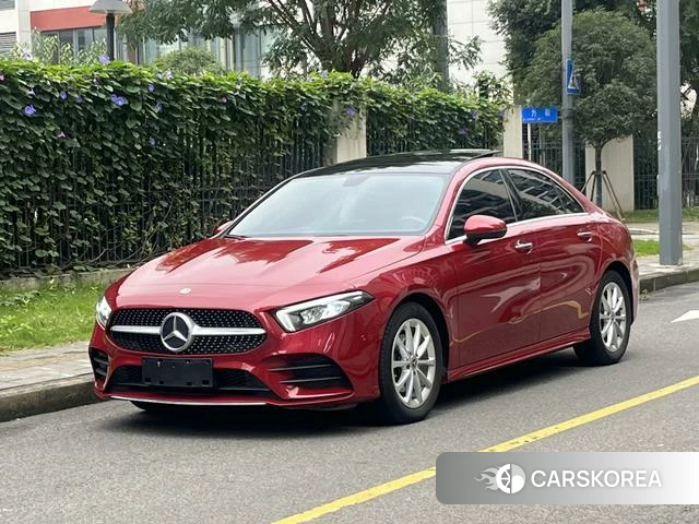 Mercedes-Benz Class A 2021 Красный из Китая, фото 3