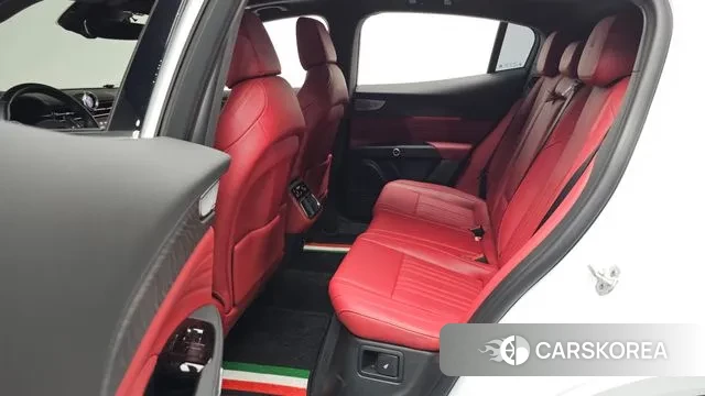 Maserati Grecale 2023 Белый из Кореи, фото 3