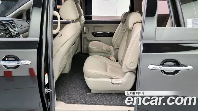 Kia The New Carnival id 2295665 из Кореи 3