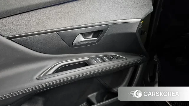 Peugeot 3008 second generation 2019 Серый из Кореи, фото 3