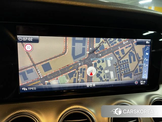 Mercedes-Benz E-Class W213 2018 Серый из Кореи, фото 3