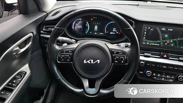 Kia Niro Plus 2022 Белый из Кореи, фото 3