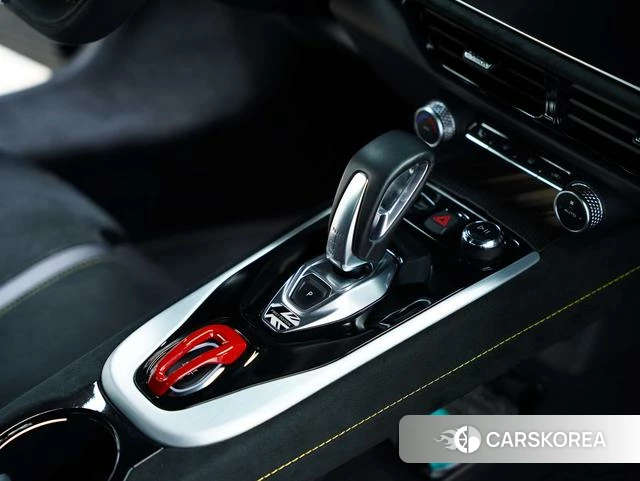Lotus Sports Car Emira 2024 Зеленый из Китая, фото 3